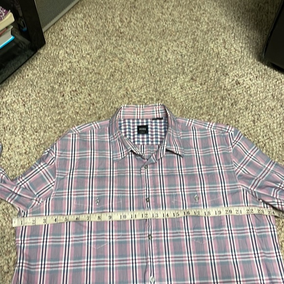 Like new Hugo boss dress shirt - Picture 5 of 10